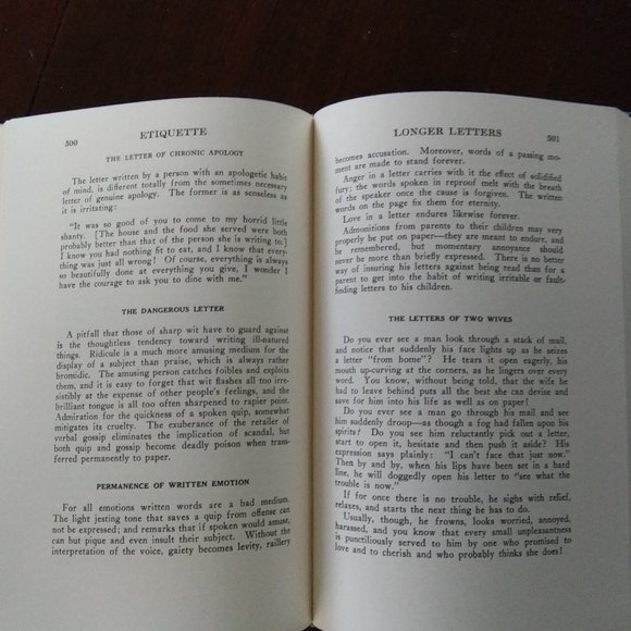 Emily Post, Etiquette 1969 w/ slipcover and signed in 1922, Rare book - Picture 15 of 15